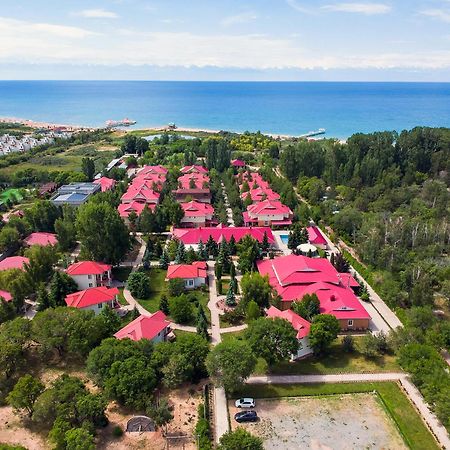 Talisman Village Hotel Bosteri Bagian luar foto