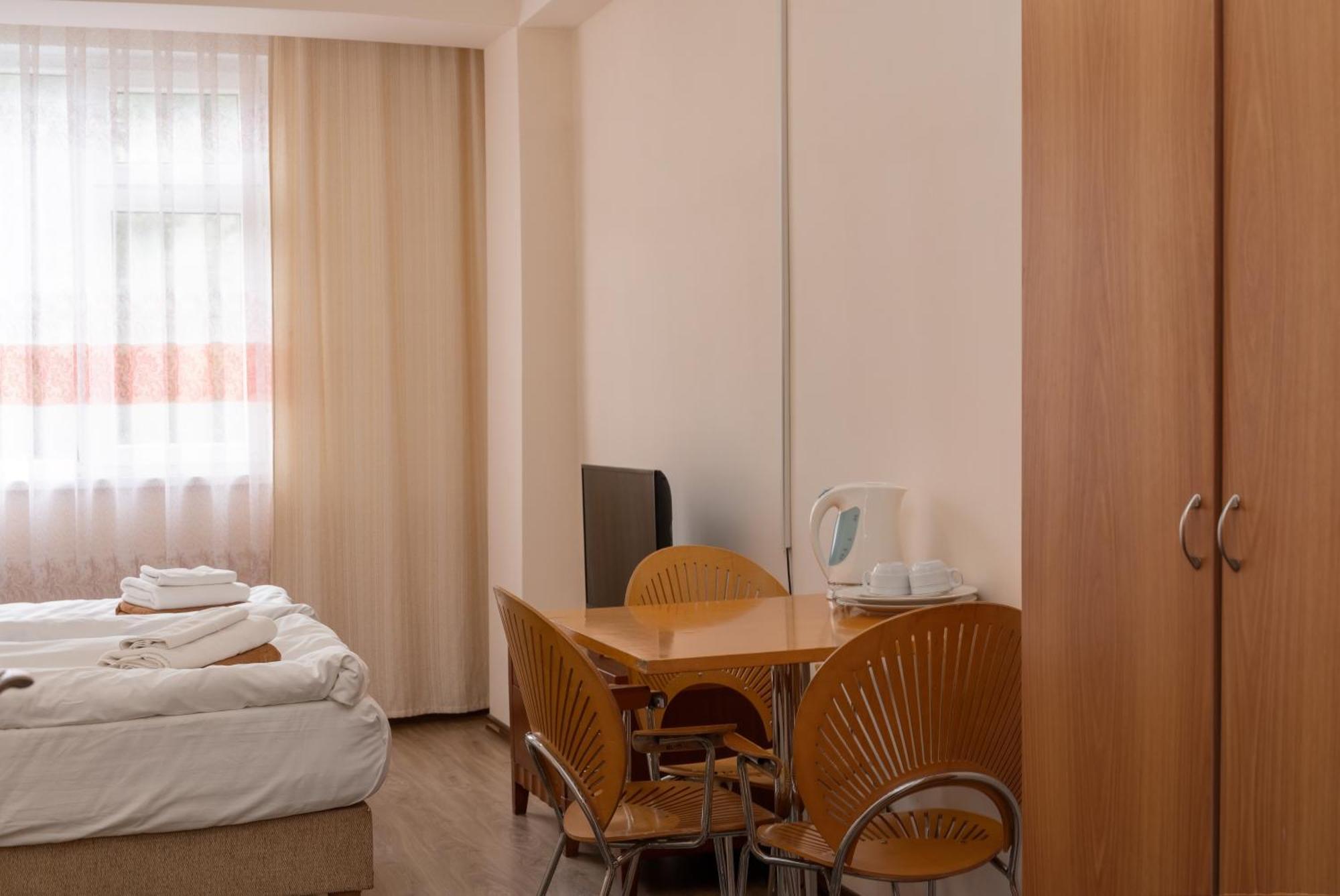 Talisman Village Hotel Bosteri Bagian luar foto