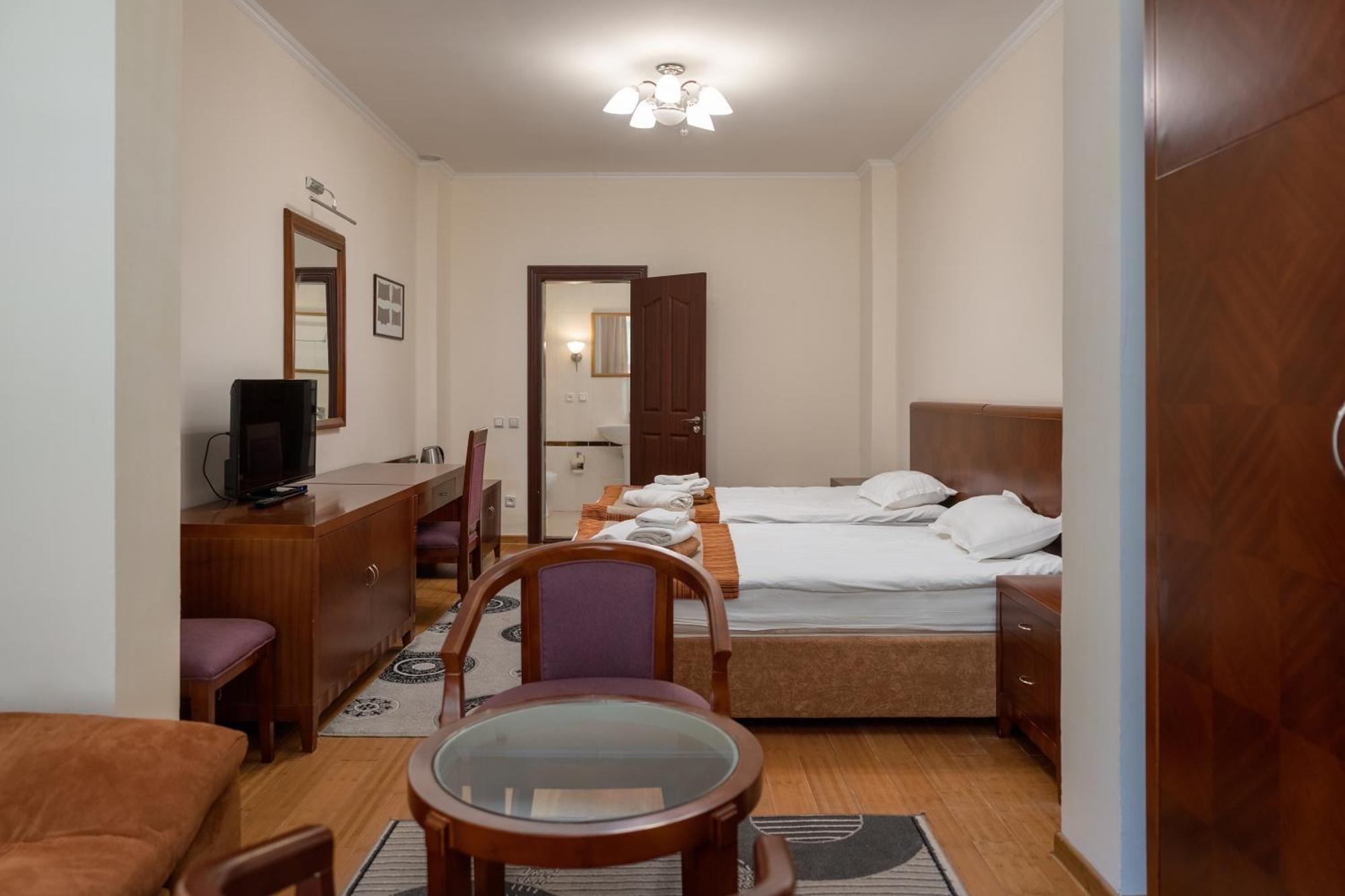 Talisman Village Hotel Bosteri Bagian luar foto