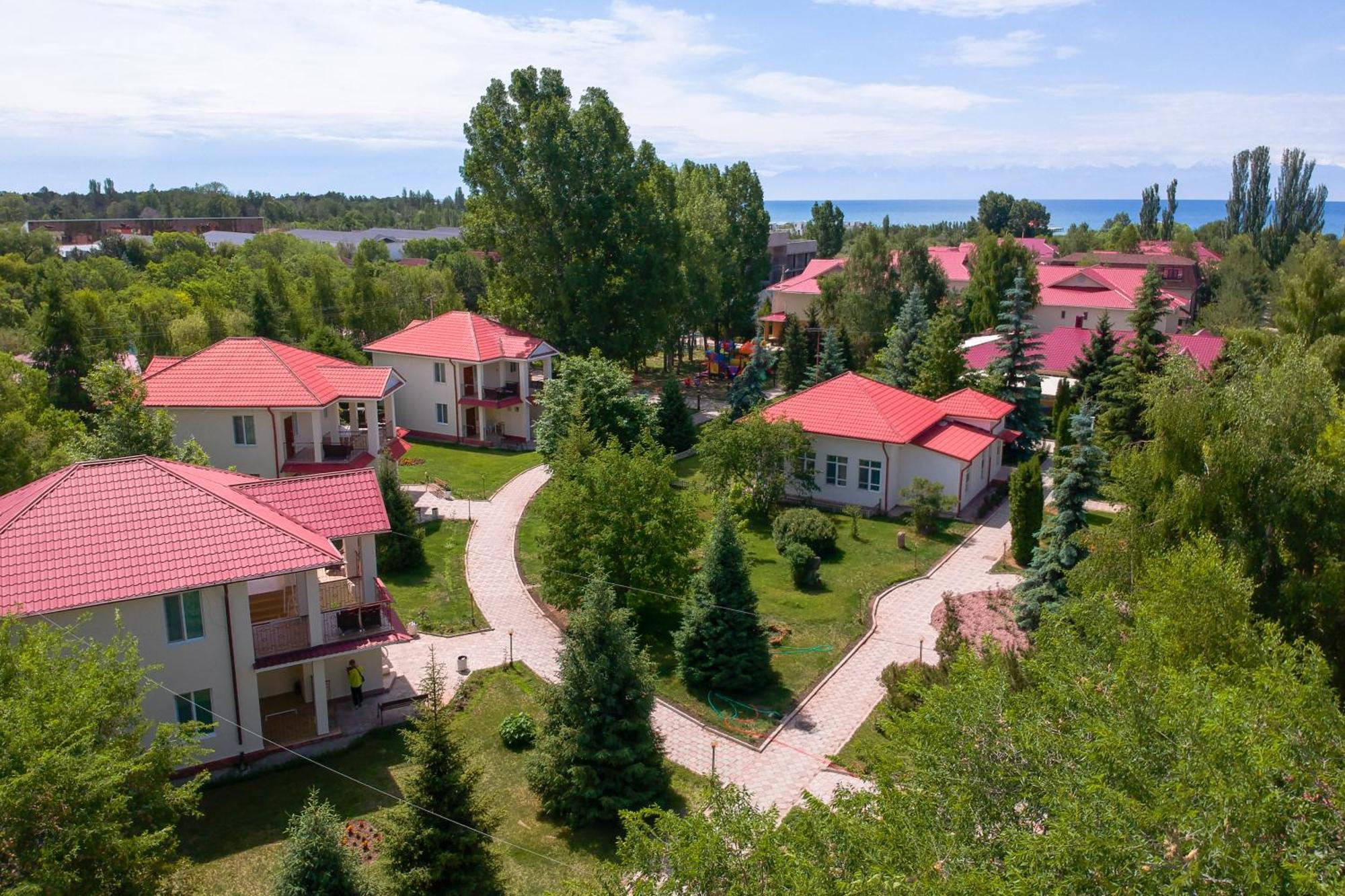 Talisman Village Hotel Bosteri Bagian luar foto