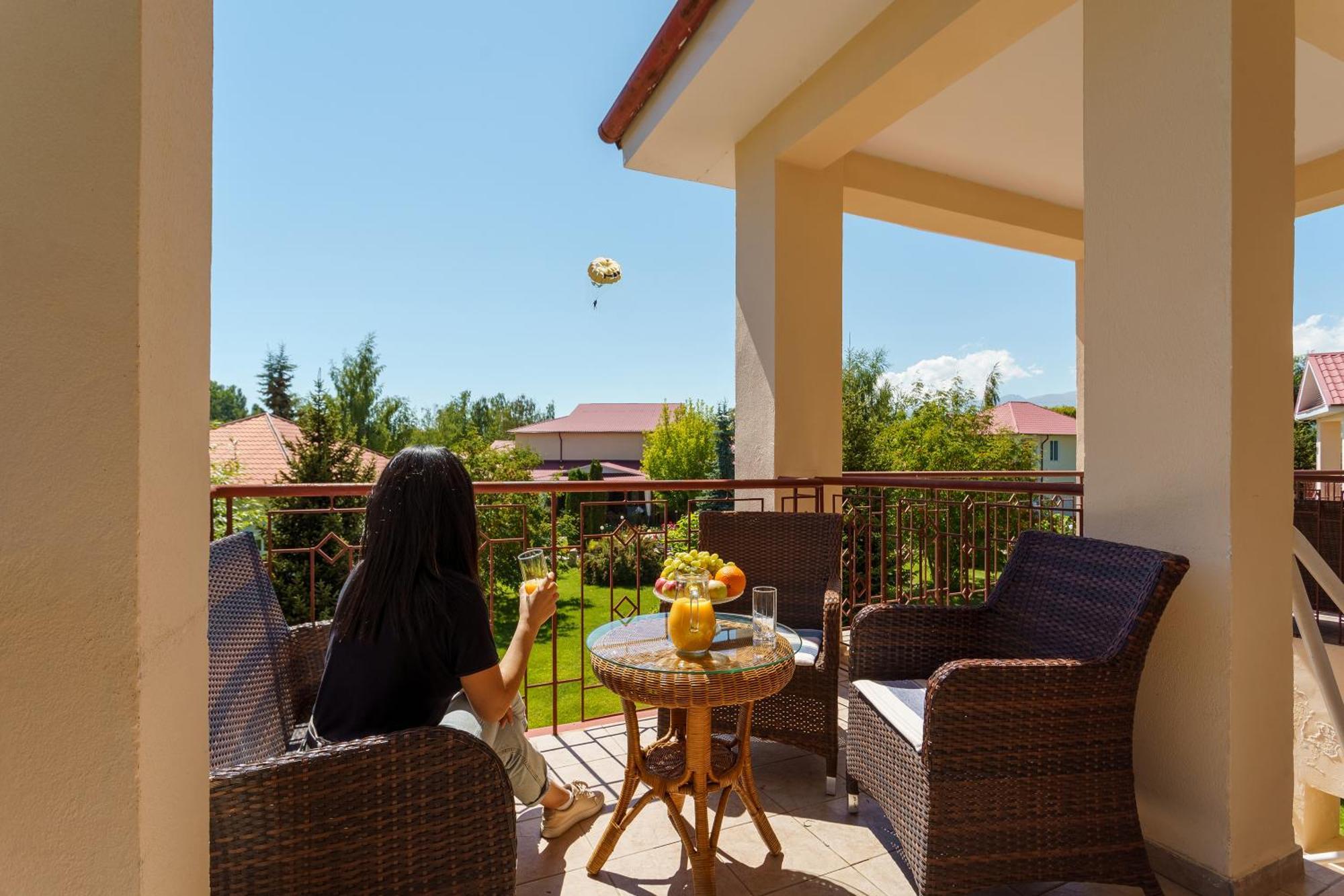 Talisman Village Hotel Bosteri Bagian luar foto