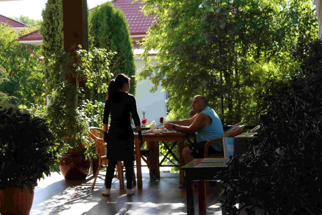 Talisman Village Hotel Bosteri Bagian luar foto