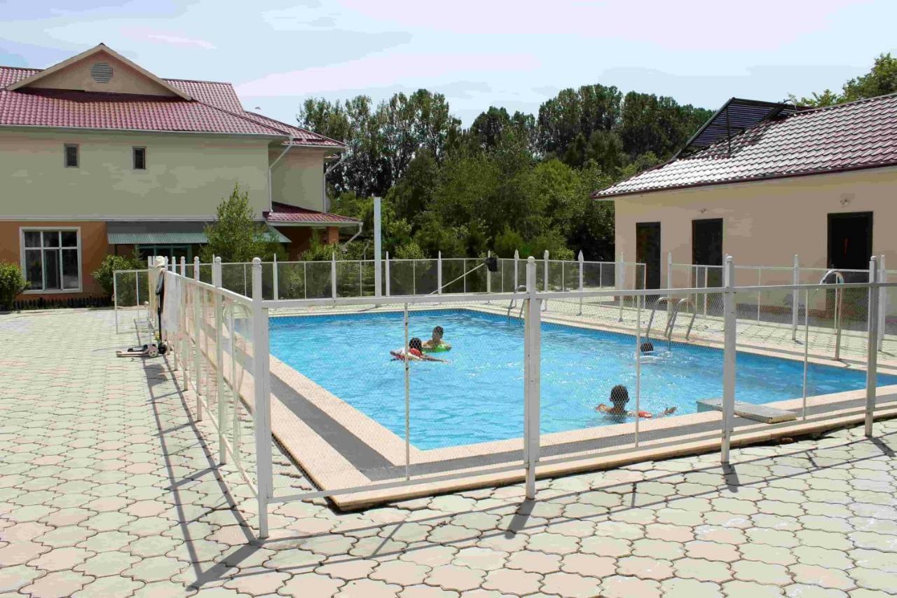 Talisman Village Hotel Bosteri Bagian luar foto